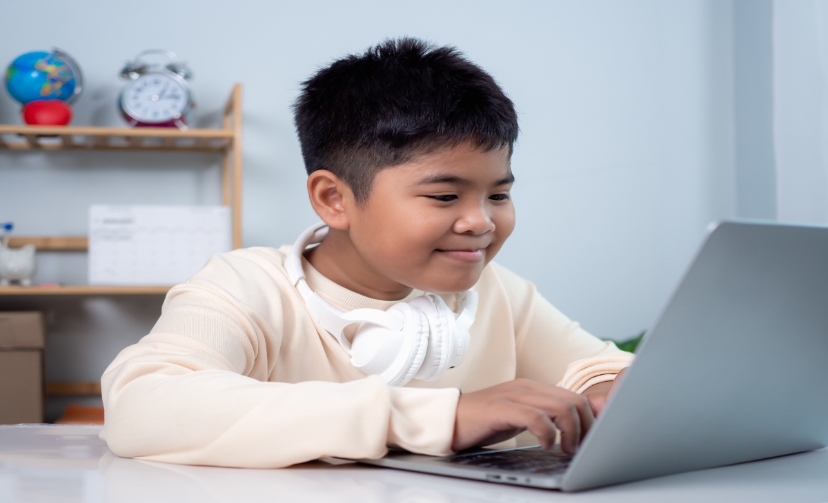 兒童自學英文最佳方法與教材推薦提升聽說讀寫與學習成效